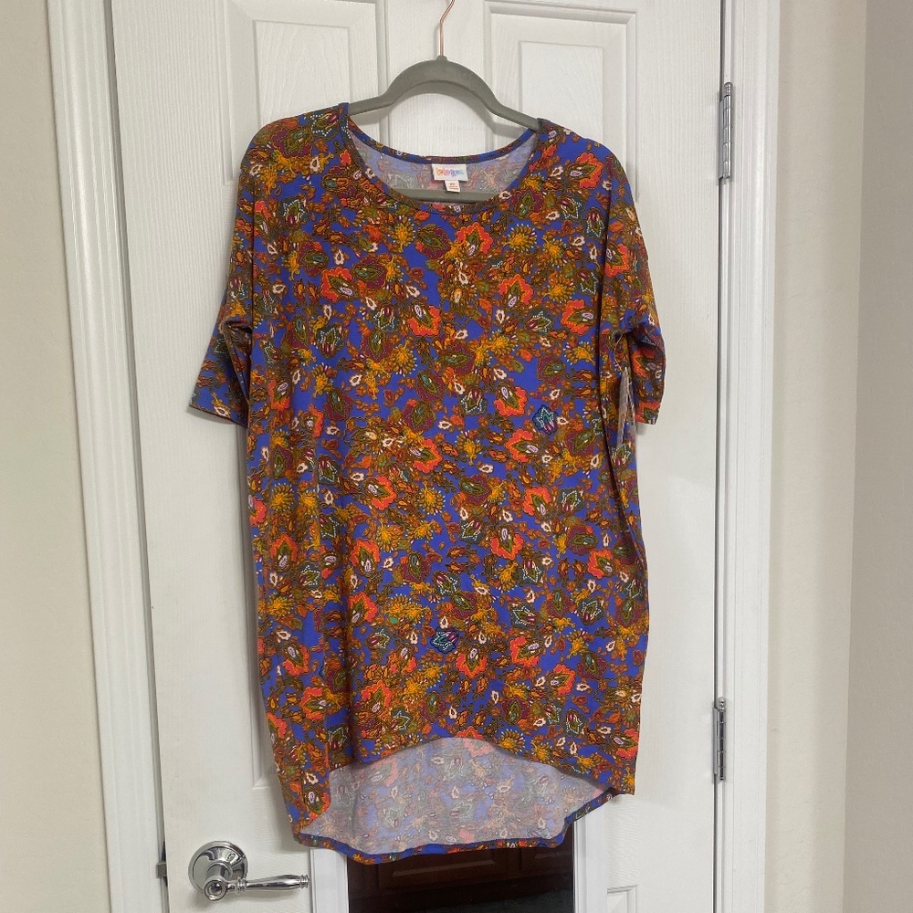 LulaRoe Irma Top